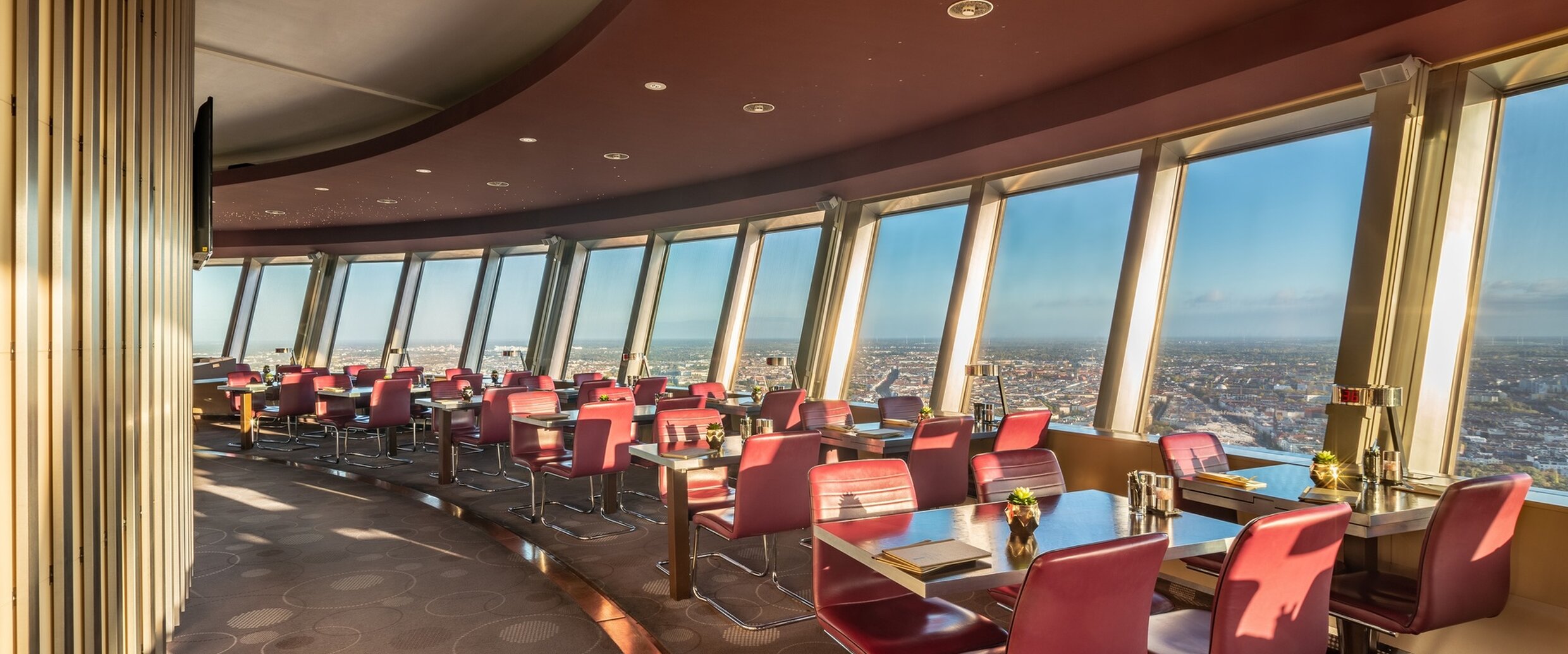 Berlin TV-Tower: Restaurant Sphere Window Table Reservation